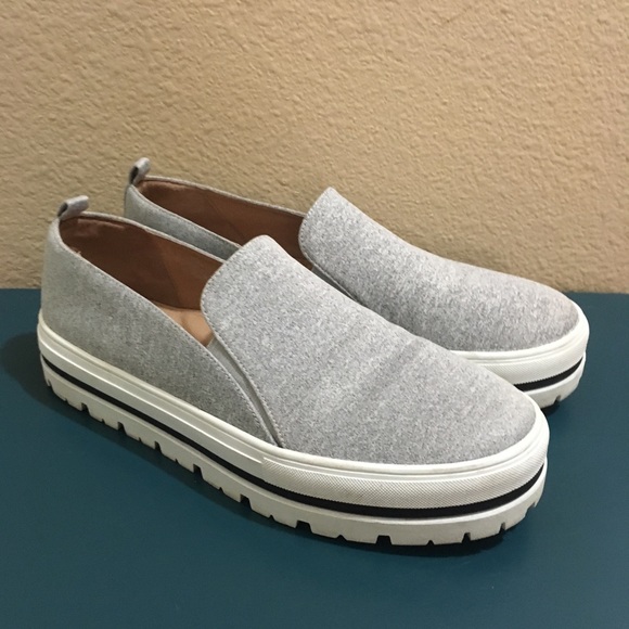 Halogen Shoes - Women’s Halogen Platform Slip on